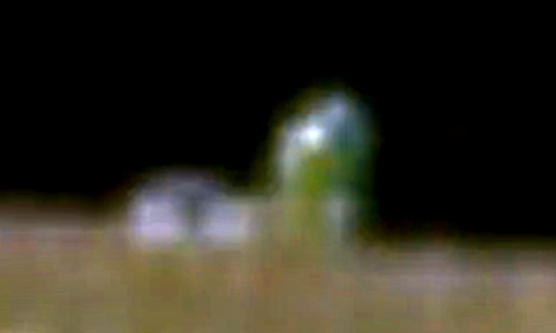 Xôn xao hình ảnh nhà phát quang trên Mặt trăng