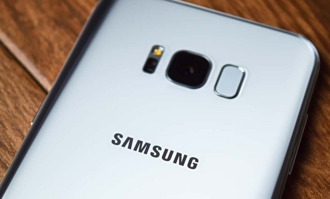 Galaxy S8 "dính" lỗi camera không thể lấy nét tự động