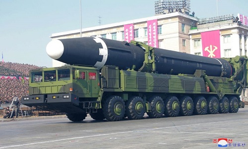 Lai lịch gây sốc cỗ xe mang tên lửa “khủng” nhất Triều Tiên