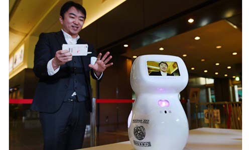 Sân bay Tokyo sẽ "la liệt" robot phục vụ trong Olympic 2020