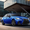 Cận cảnh Lexus IS F-Sport 2020 phiên bản Blackline giá chỉ 1,1 tỷ đồng