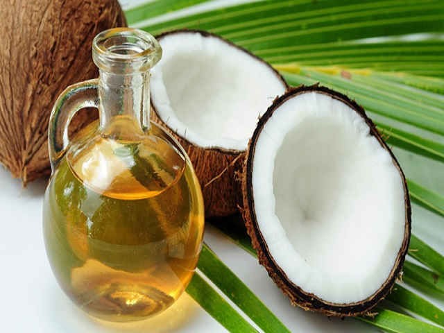 Cách sử dụng dầu dừa uống trong chế độ ăn uống hàng ngày?
