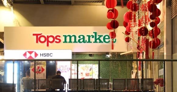 Có những ưu điểm gì khi mua hàng tại Tops Market?