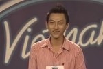 Hình ảnh Isaac đen nhẻm, ngố tàu thi Vietnam Idol