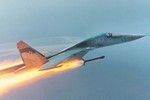 Xem “xe tăng bay” Su-34 oanh tạc mục tiêu