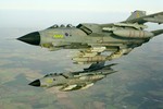 Đo sức mạnh của “cơn lốc diệt tăng” Tornado GR.4