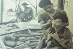 Ảnh hiếm: Nụ cười bên Thành cổ Quảng Trị 1972