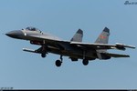 Bất ngờ: Trung Quốc cải tiến Su-27SK mang tên lửa PL-12