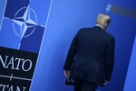 NATO và mối đe doạ sống còn từ Tổng thống Trump