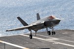 Va chạm nhỏ tiêm kích F-35 khiến Mỹ mất trắng 2 triệu USD 