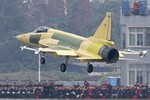 Trung Quốc nâng cấp JF-17 lên phiên bản 3, có đáng là mối lo cho Nhật – Hàn?