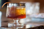 Nghỉ lễ làm các loại cocktail ít cồn nhâm nhi cùng bạn bè