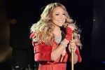 Phát hoảng xem Mariah Carey vung tiền mua hàng hiệu