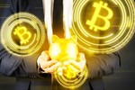 Bỏ 20 triệu, thu về 400 triệu: Vòng xoáy điên cuồng của bitcoin