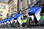 Dàn BMW maxi-scooter chất lừ của cảnh sát Barcelona