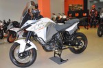 Xế “phượt” KTM 1290 chính hãng đầu tiên tại Việt Nam