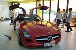 Siêu xe "cánh chim" Mercedes SLS AMG 12 tỷ trên phố Việt 