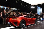 Siêu xe Acura NSX 2017 đầu tiên có giá 1,2 triệu USD