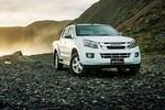 Isuzu D-MAX 3.0 mới có giá 744 triệu tại Việt Nam