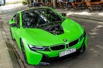 BMW i8 màu xanh xuất hiện ở Sài Gòn