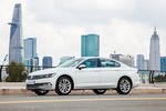 Volkswagen Passat BlueMotion "chốt giá" 1,45 tỷ đồng tại VN