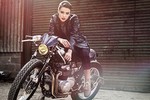 “Xế nổ” Honda CB550 cafe racer đọ dáng chân dài Anh quốc