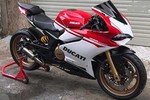 "Xế nổ Tàu" CF Moto 650NK độ siêu môtô Ducati 1299 