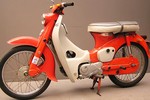 Xe máy Honda Cub hơn 50 tuổi “mới cứng” tại Sài Gòn