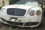 Xe sang Bentley mui trần tiền tỷ "bỏ xó" tại Hà Nội