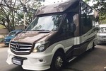 Nhà di động Mercedes giá 8 tỷ đồng lăn bánh tại Hà Nội 