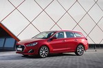 “Soi” xe Hyundai i30 mới, uống chỉ 3,8 lít xăng/100km 