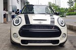 MINI Cooper S 2019 đã có mặt tại đại lý ở Sài Gòn