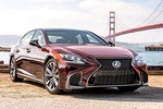 Xe sang Lexus LS 500 dính lỗi chết máy tại Việt Nam 