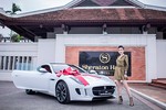 Á hậu Huyền My tậu xe sang Jaguar F-Type 6 tỷ đồng