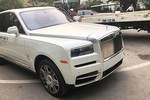 Cận cảnh SUV Rolls-Royce Cullinan hơn 40 tỷ tại Hà Nội