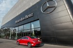 Sau 25 năm tại Việt Nam, hơn 40.000 xe Mercedes-Benz lăn bánh