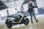 Xe ga SYM Maxsym 400 từ 197 triệu đồng, "đấu" Yamaha XMax 400