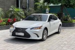 Lexus ES hạng sang chạy 1 năm, vẫn hơn 2,6 tỷ tại Bắc Ninh