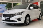 Kia Sedona giảm gần 60 triệu tại Việt Nam, “xả kho” chờ bản mới