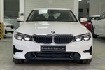 Xe sedan, SUV hạng sang BMW đang giảm tới 300 triệu tại Việt Nam