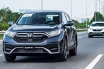 Honda CR-V giảm "kịch sàn" tới hơn 220 triệu đồng trong tháng "ngâu"