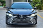 Toyota Camry "full option" chạy 3 năm chỉ 900 triệu ở Hà Nội