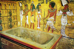 Động vào lăng mộ Tutankhamun, lời nguyền chết chóc liên tiếp ứng nghiệm? 