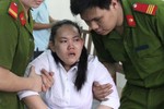 "Ác mẫu” đạp chết bé 18 tháng thế nào sau một năm thụ án?