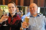 Hôn mê con gái cựu điệp viên Skripal vẫn vào được mạng xã hội?