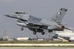 Pakistan “vượt mặt” Mỹ, tự mình nâng cấp tiêm kích F-16