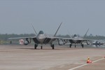 Mỹ sơ tán tiêm kích F-22 tránh siêu bão Michael