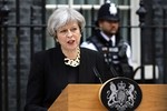 Thủ tướng Anh sẵn sàng cho thoả thuận Brexit, cả châu Âu do dự