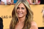 Vợ cũ Brad Pitt - Jennifer Aniston nói gì về việc không có con?