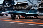 Tiêm kích hạm Su-33 - Phiên bản kỳ lạ nhất của dòng Flanker